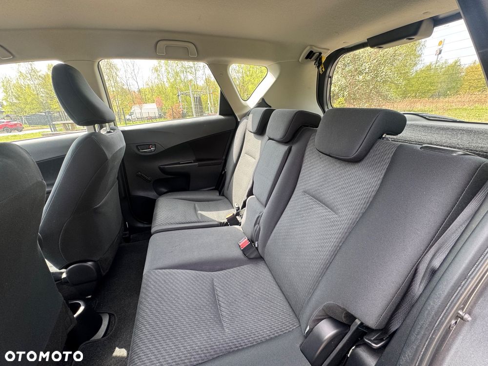 Toyota Verso S 1.33 Premium - 19