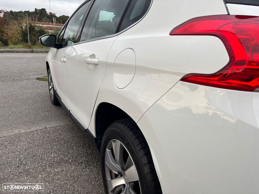 Peugeot 2008 PureTech 110 Stop&Start Allure - 13