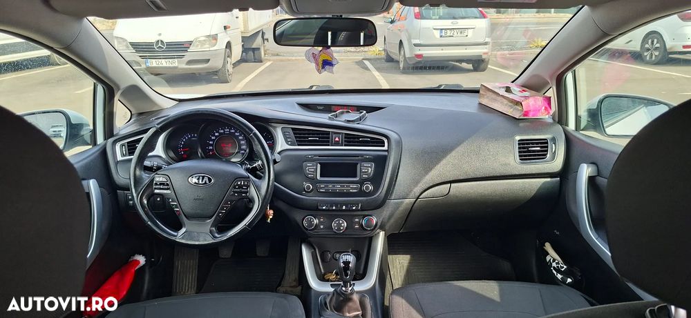Kia Ceed - 15