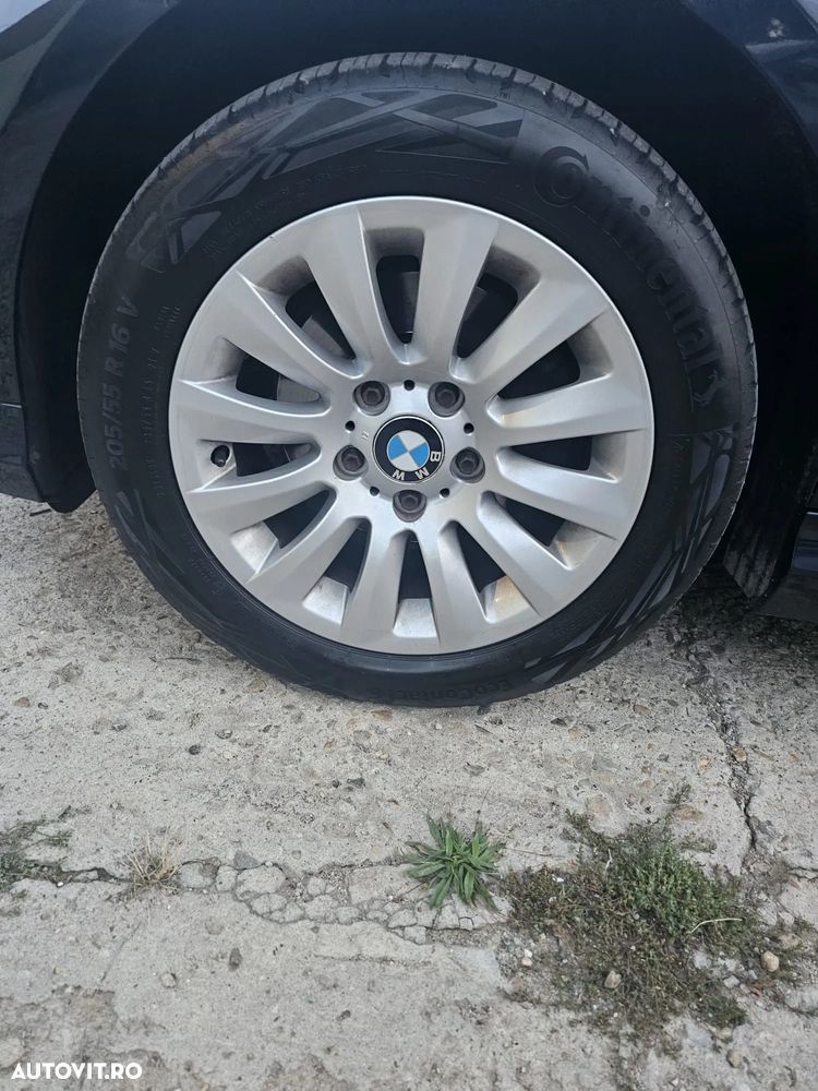 BMW Seria 3 318d DPF - 8