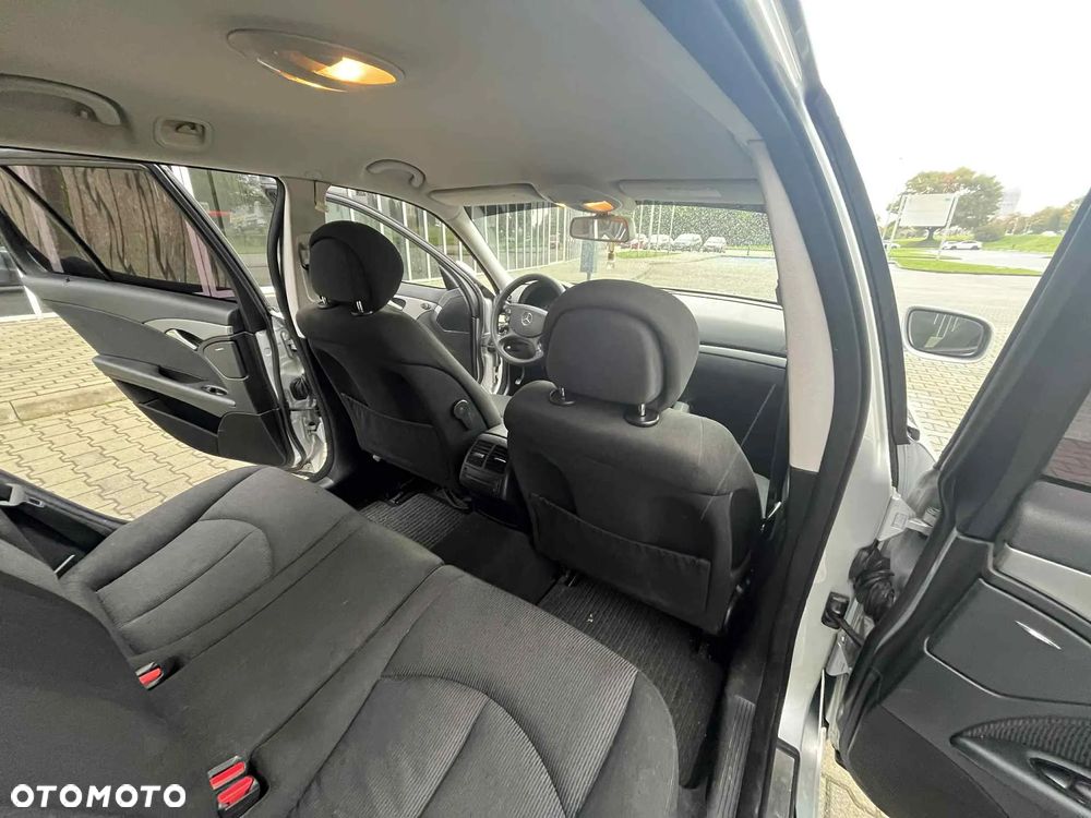 Mercedes-Benz Klasa E - 8