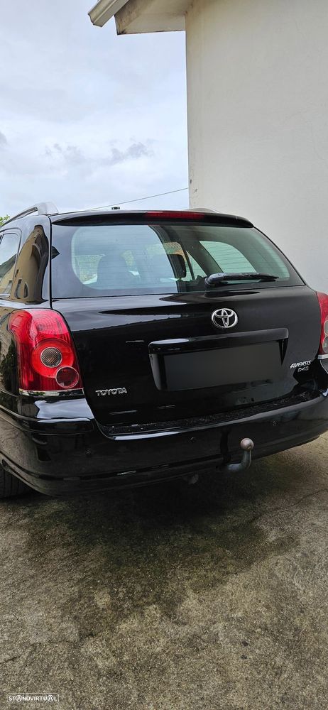 Toyota Avensis SW 2.0 D-4D Sol - 3