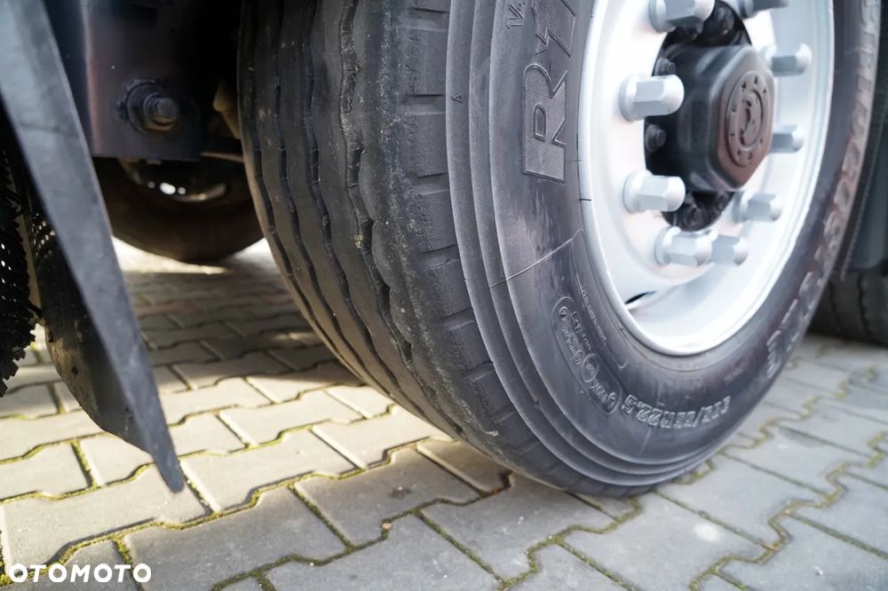 Samro NACZEPA  /  BURTOWA  /  RYFLOWANA PODŁOGA - 18