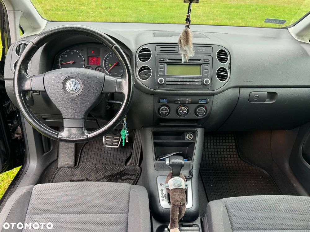 Volkswagen Golf Plus 1.9 TDI Comfortline DSG - 21