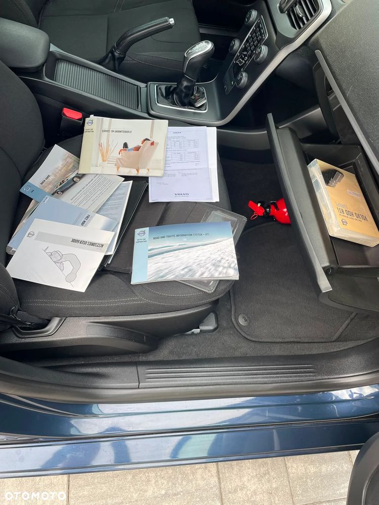 Volvo V40 D2 Summum - 23