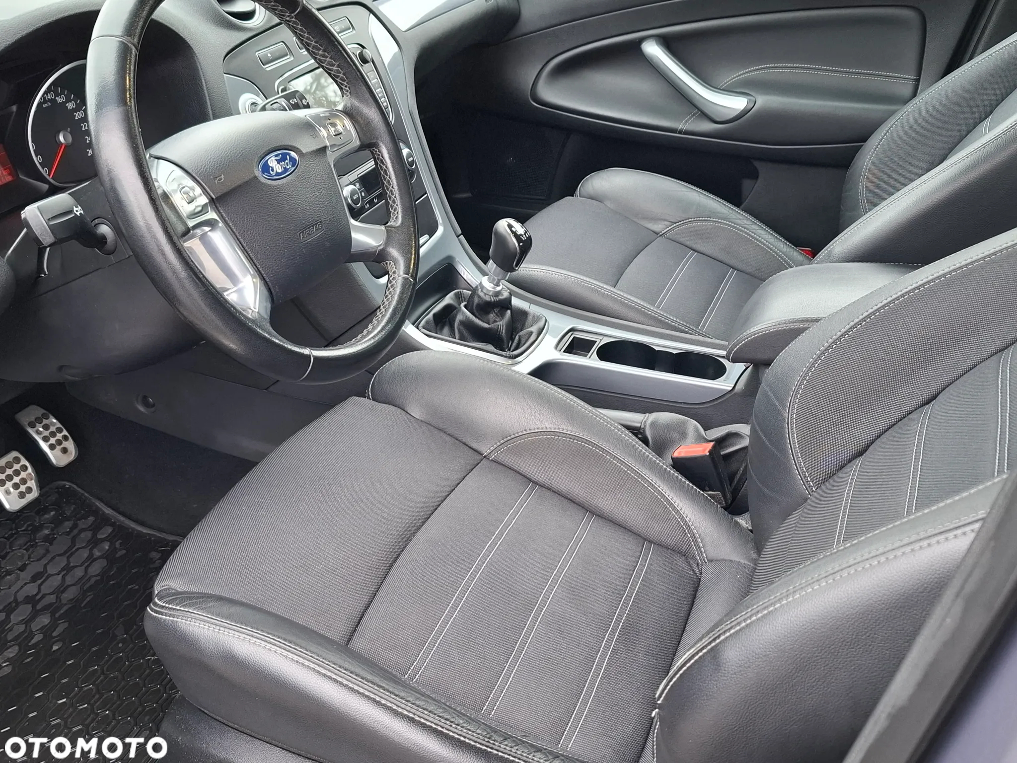 Ford Mondeo 2.0 TDCi Titanium - 16