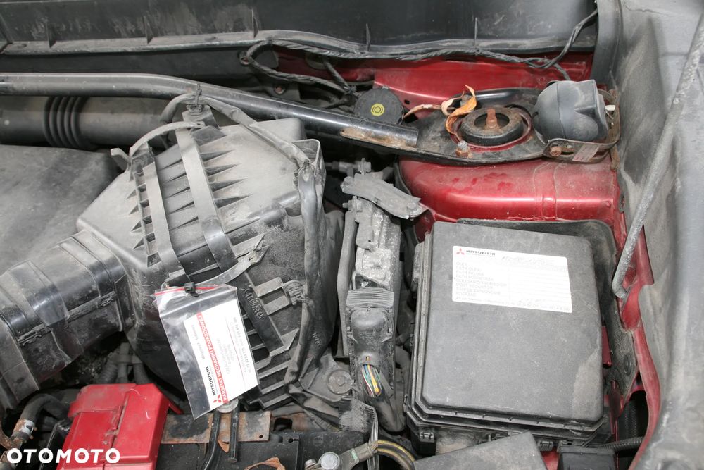 Mitsubishi Outlander 2.0 DID Instyle - 11