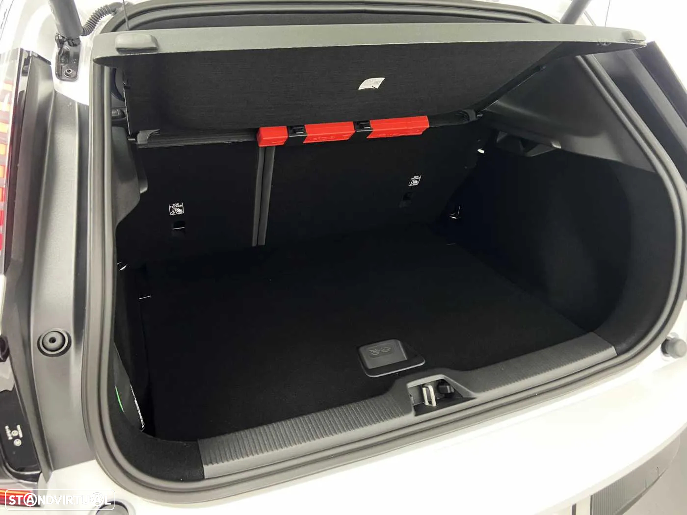 Volvo EX30 69 kWh Single Motor Extended Range Ultra - 11