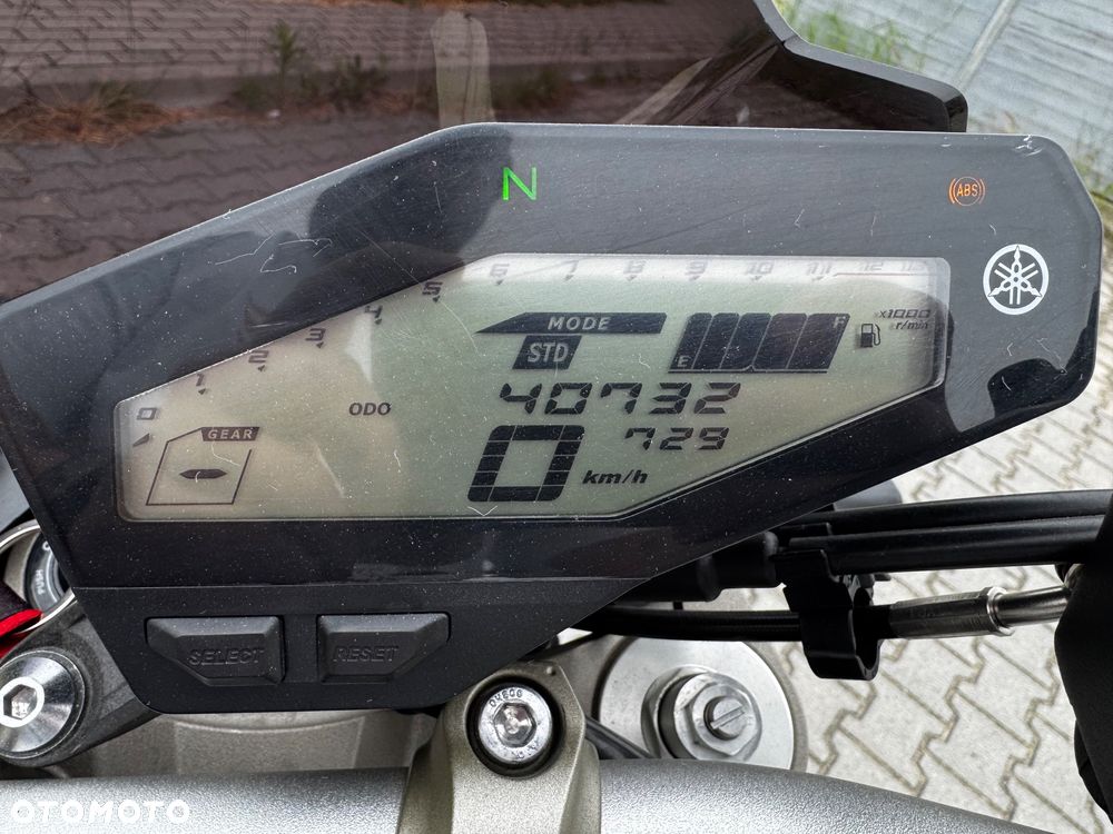 Yamaha MT - 8