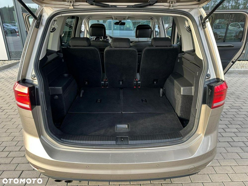 Volkswagen Touran 1.4 TSI BMT Highline DSG - 34