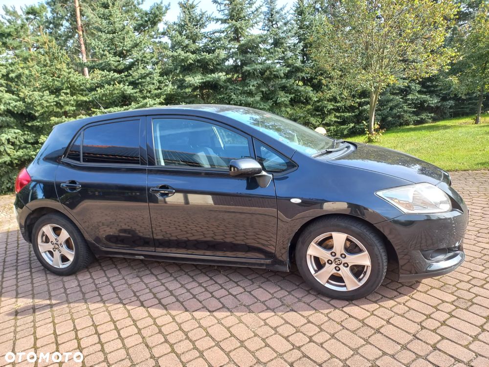 Toyota Auris 2.0 D-4D Sol - 4