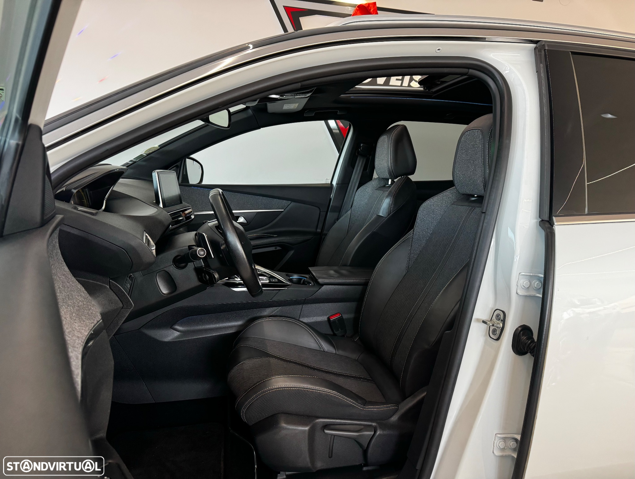 Peugeot 3008 1.6 BlueHDi GT Line EAT6 - 8