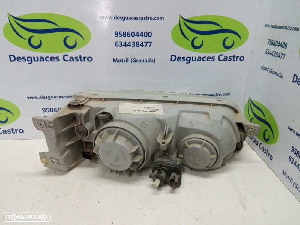 FAROL ESQUERDO HYUNDAI H-1 / STAREX LIMUSINA 2000 - - 2