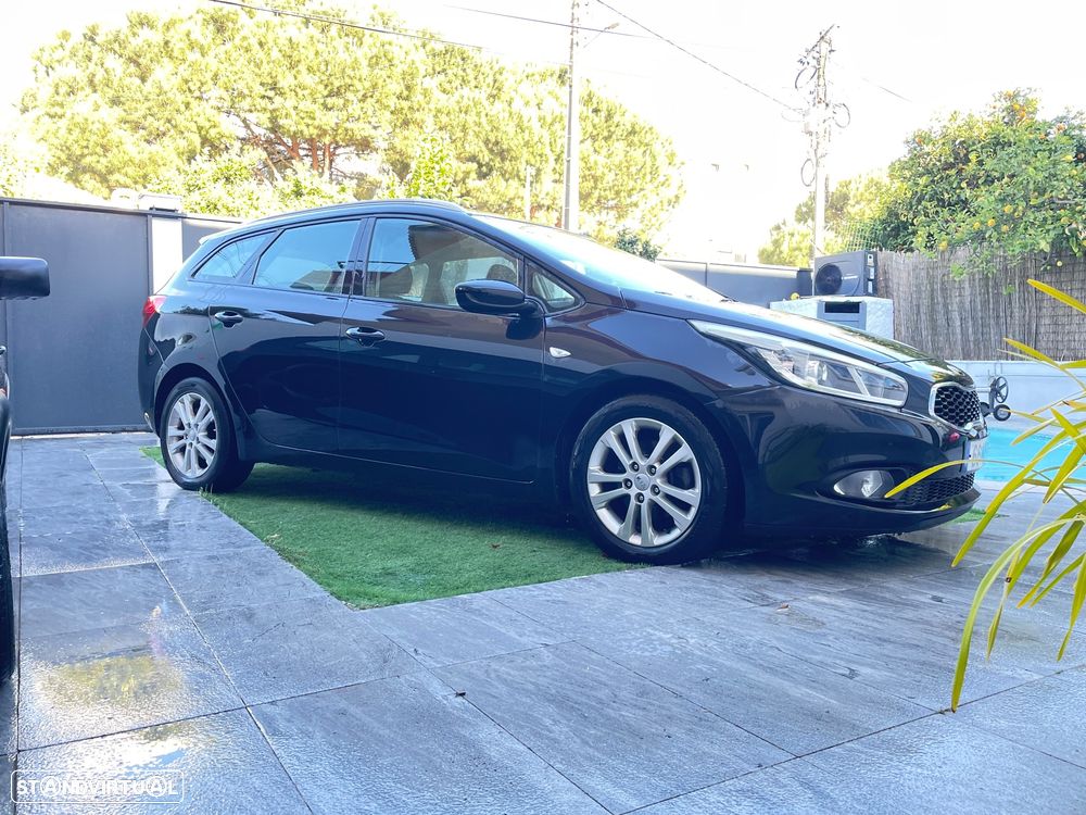 Kia Ceed SW 1.4 CRDi ECO - 21