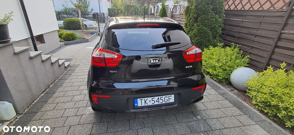 Kia Rio 1.2 Dream Team Edition - 11