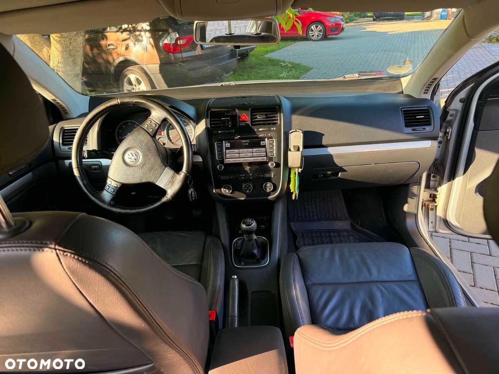 Volkswagen Golf Variant - 5
