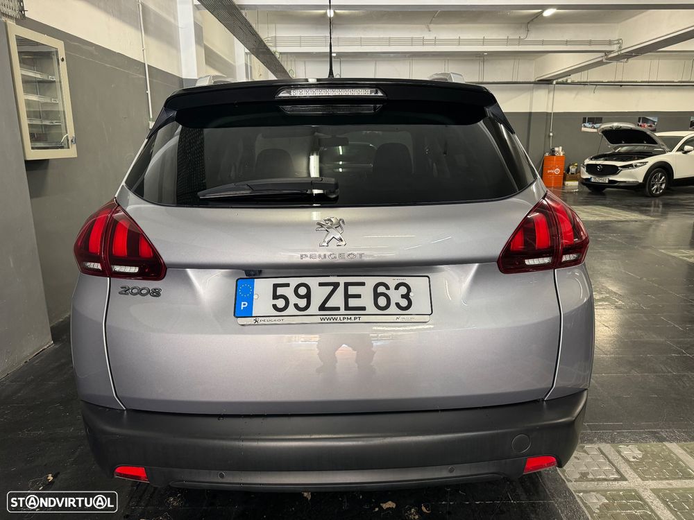 Peugeot 2008 1.5 BlueHDi Signature - 5