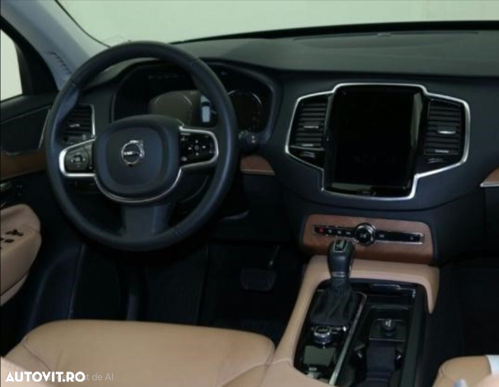 Volvo XC 90 D5 AWD Momentum - 3