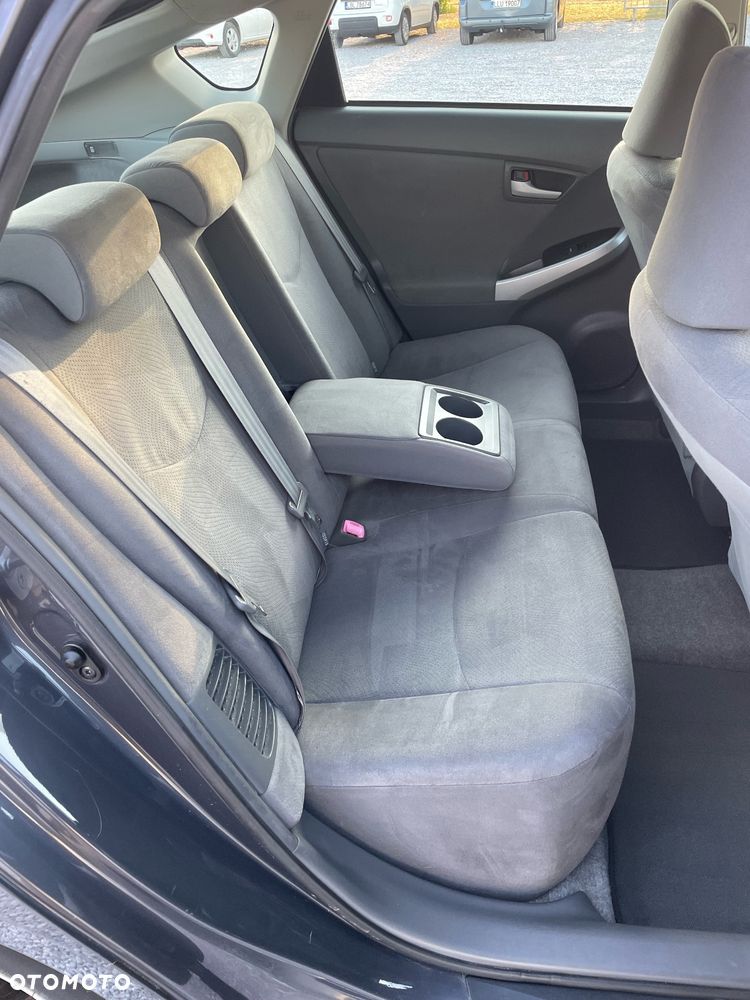 Toyota Prius (Hybrid) Comfort - 7