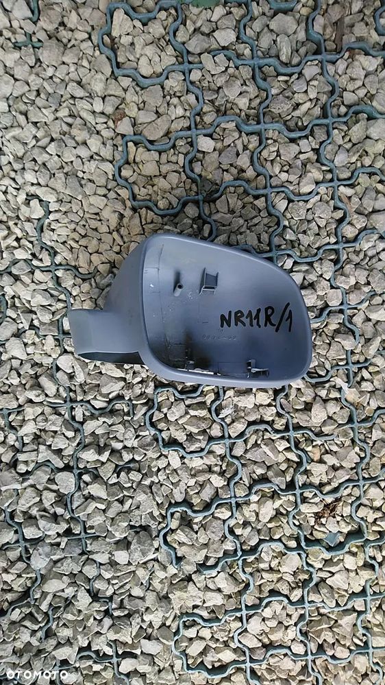 VW LUSTERKA LEWE PRAWE VOLKSWAGEN LUSTERKO - 36