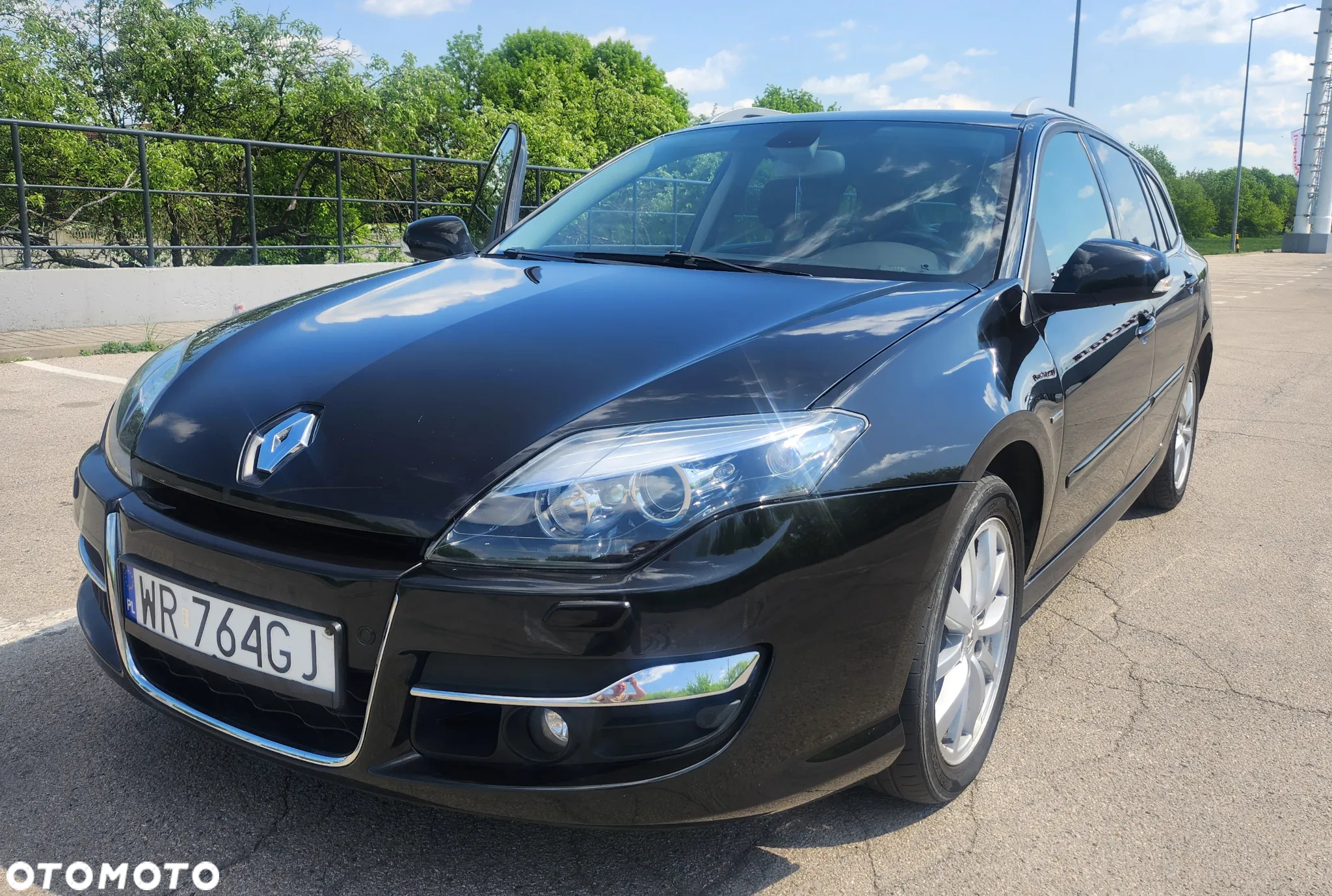 Renault Laguna Grandtour dCi 175 FAP Bose Edition - 3