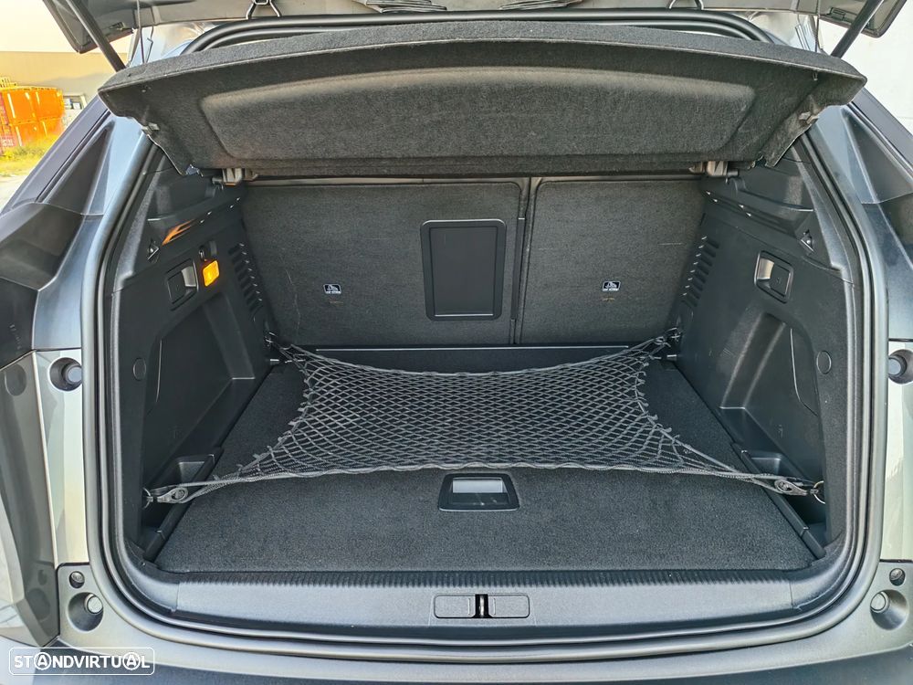 Peugeot 3008 1.5 BlueHDi Allure Baixo Consumo EAT8 - 10