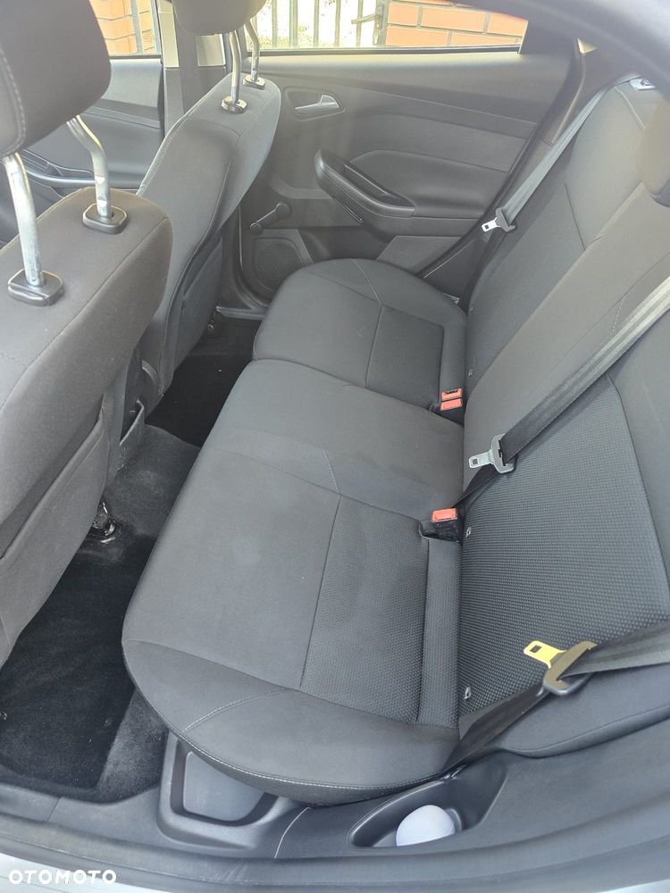 Ford Focus - 10