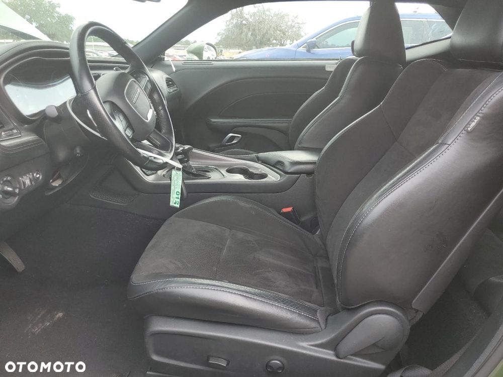 Dodge Challenger Automatik R/T Plus - 8