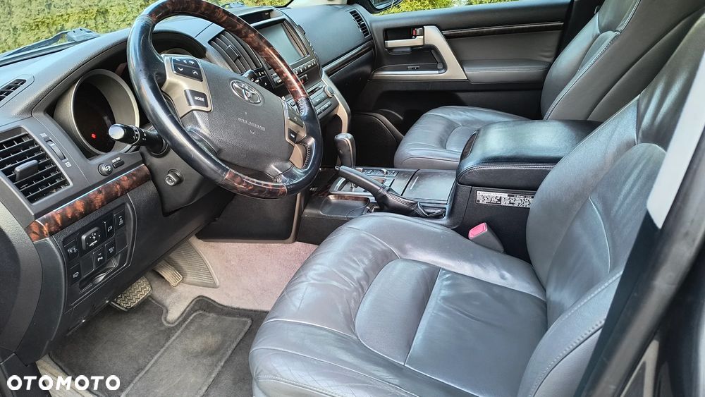 Toyota Land Cruiser LC 4.5 V8 D-4D Prestige Platinium 7os - 16
