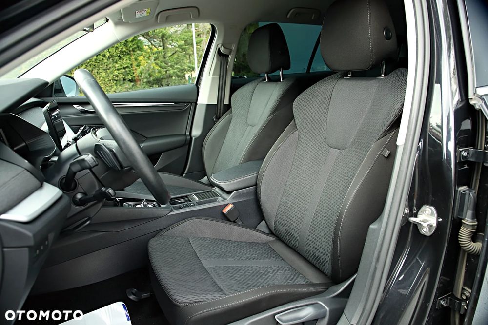 Skoda Octavia 2.0 TDI Style DSG - 18