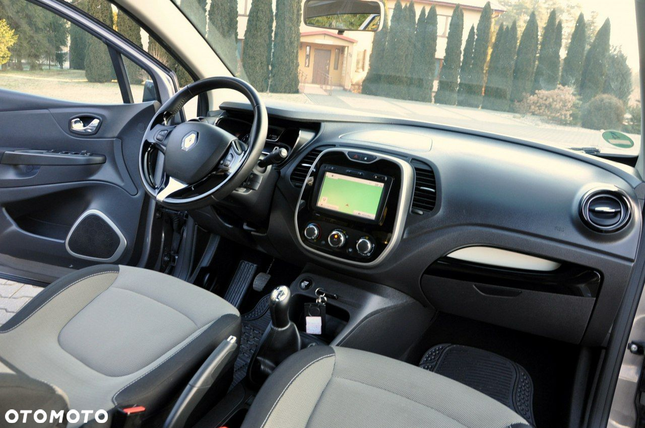 Renault Captur - 25