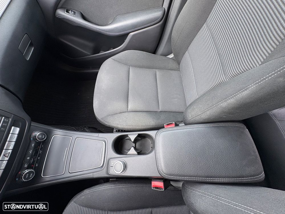 Mercedes-Benz B 200 CDi Style Aut. - 27