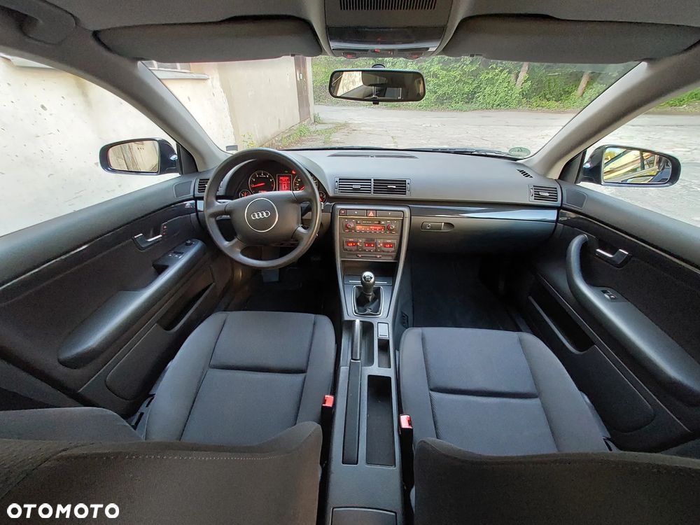 Audi A4 Limousine 2 - 7