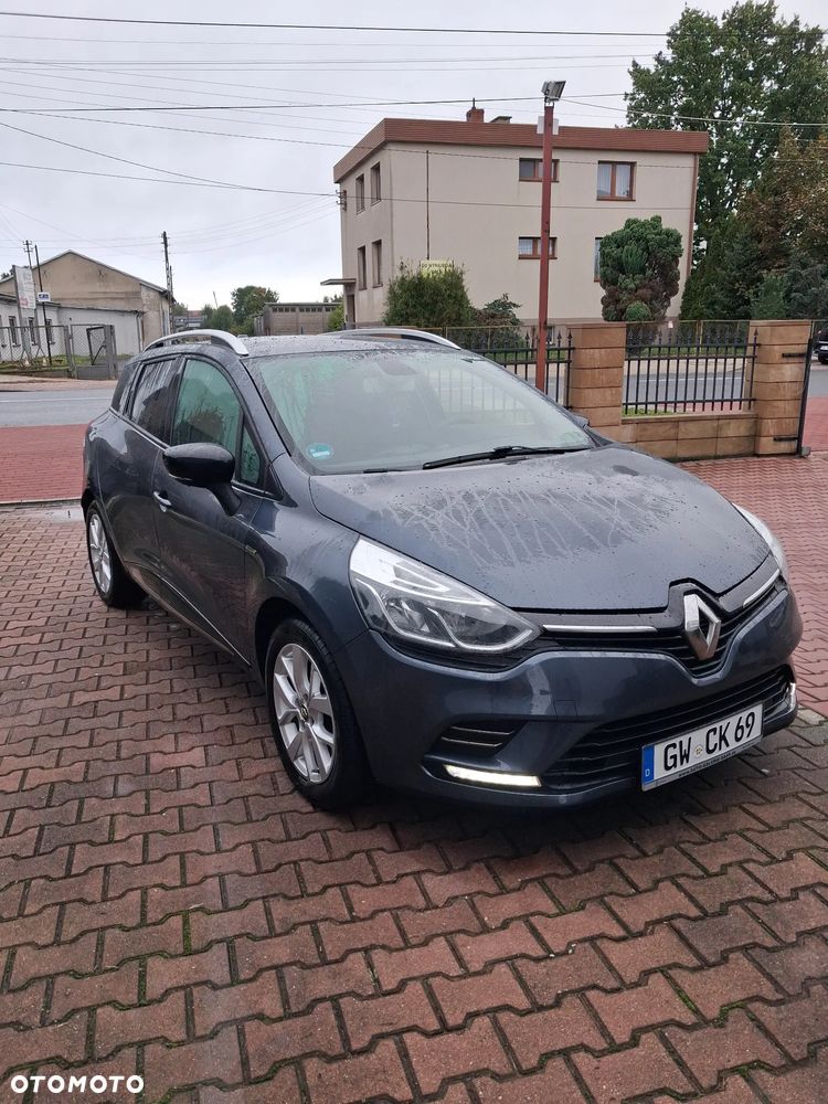 Renault Clio - 2