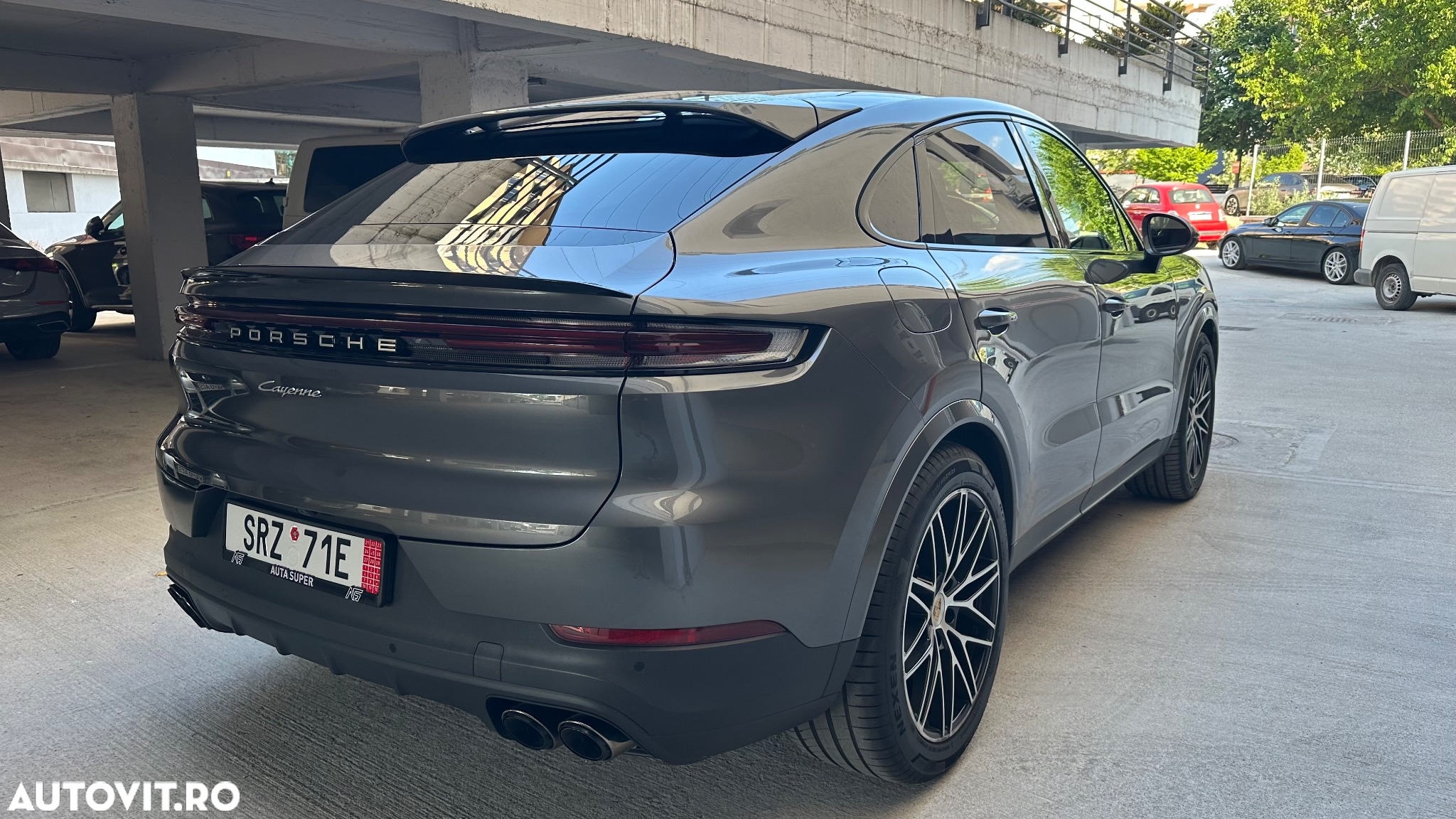 Porsche Cayenne Coupe - 6