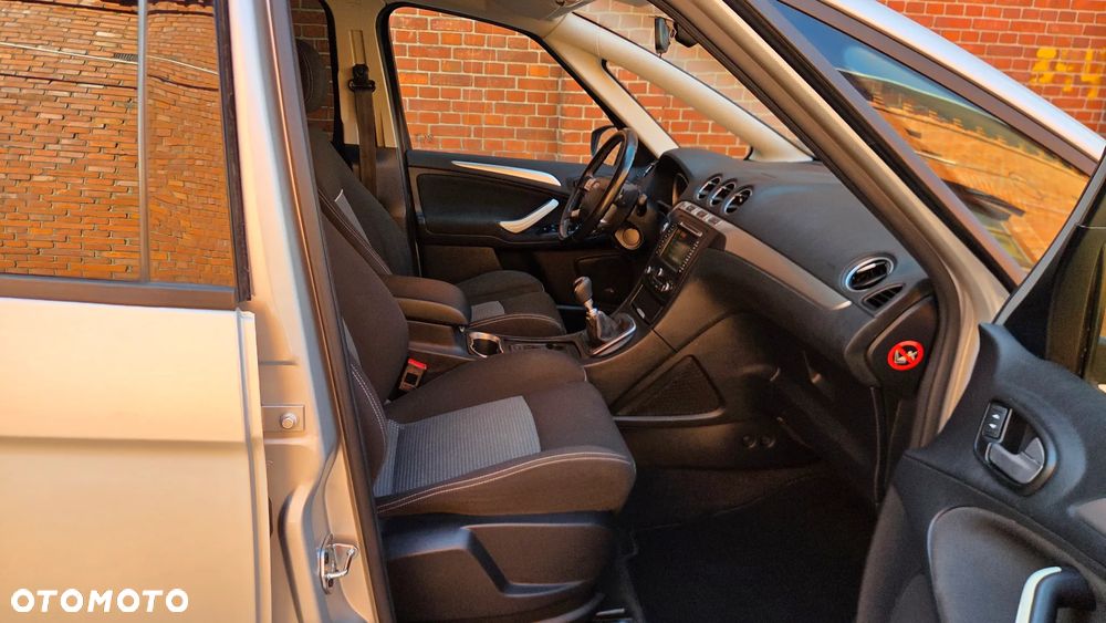 Ford S-Max 2.0 TDCi DPF Titanium - 23