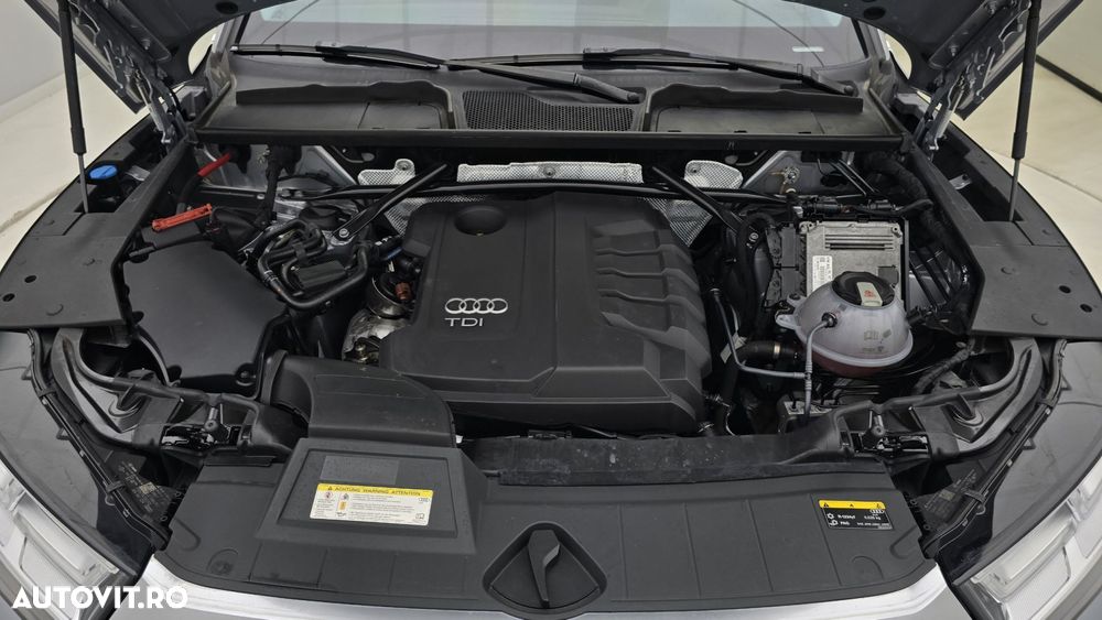 Audi Q5 2.0 40 TDI quattro S tronic Sport - 24