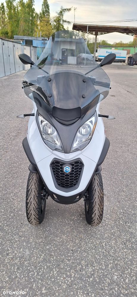 Piaggio MP-3 - 20