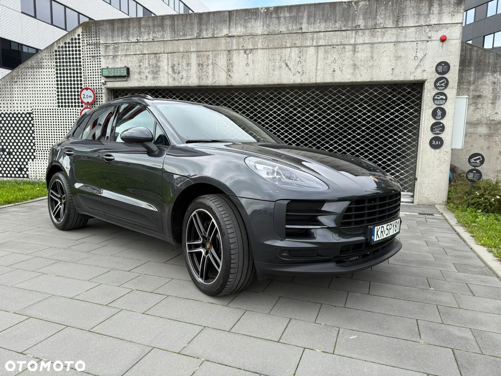 Porsche Macan Standard - 4