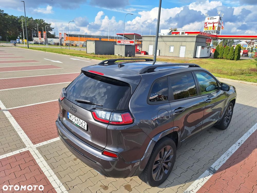 Jeep Cherokee - 2