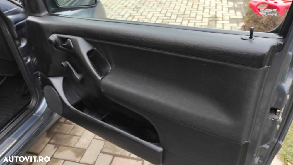Dezmembrez Volkswagen Golf 3 Coupe (1H1) 1.8 B ADZ 1998 - 4
