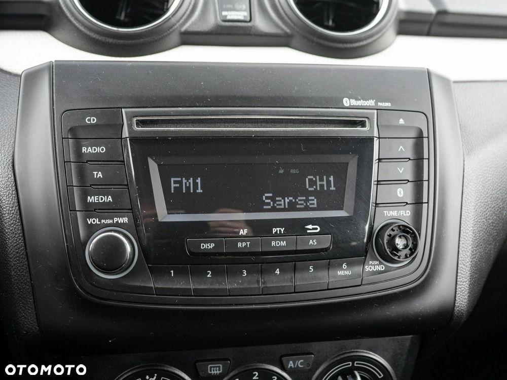 Suzuki Swift - 17