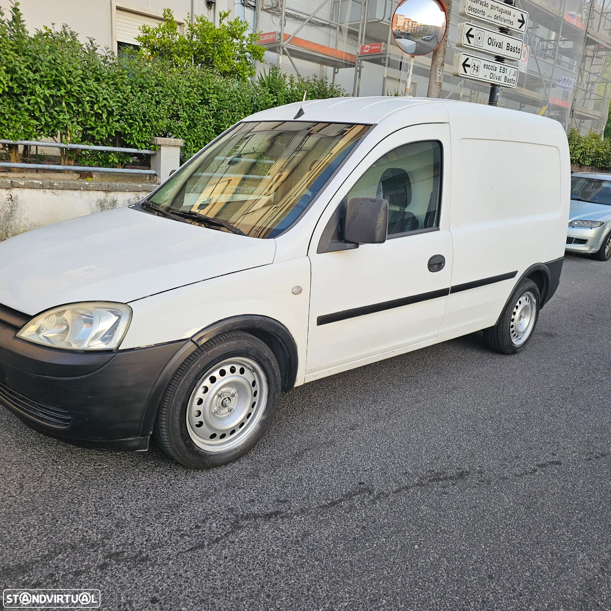 Opel Combo isótermica - 25