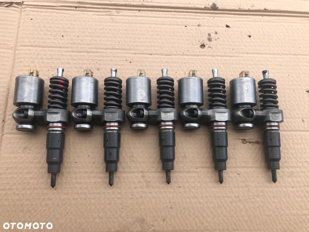 Wtryskiwacze wtryski pompowtryski 5 sztuk komplet DELPHI MSC000030 LAND ROVER DISCOVERY 2 II / DEFENDER 2,5 TD5 15P - 1