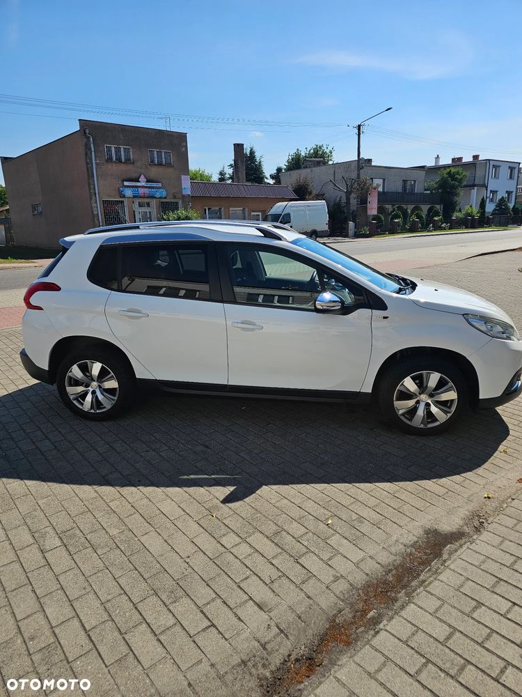 Peugeot 2008 1.2 Pure Tech Access - 3