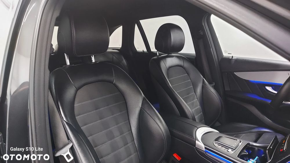 Mercedes-Benz GLC 300 de 4Matic 9G-TRONIC AMG Line - 17