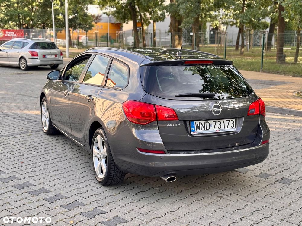 Opel Astra 1.4 T Enjoy - 5