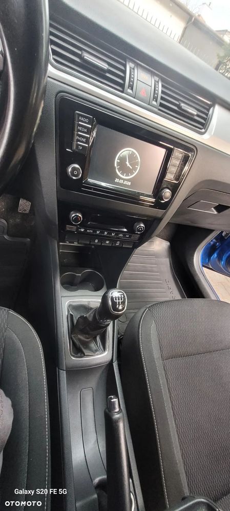 Skoda RAPID 1.2 TSI Ambition - 11