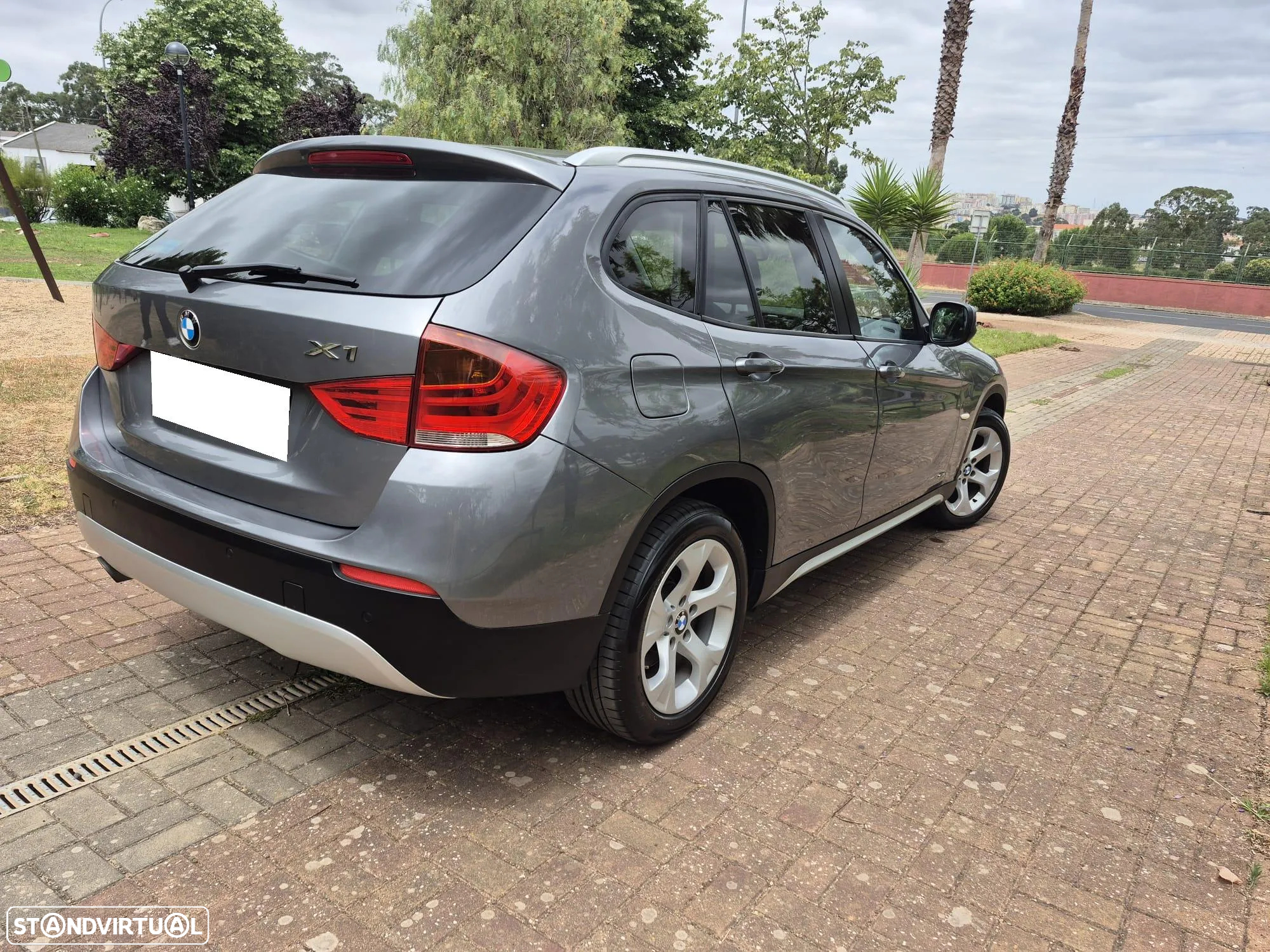 BMW X1 18 d sDrive - 4