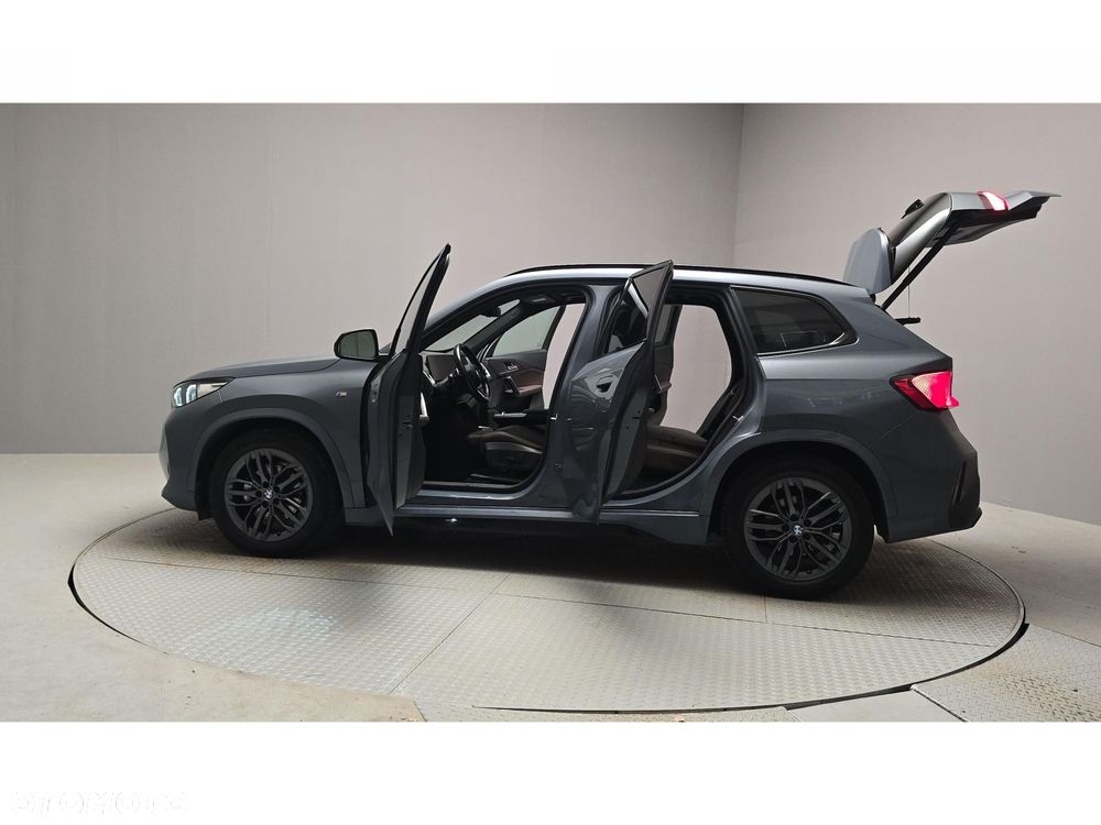 BMW X1 - 10